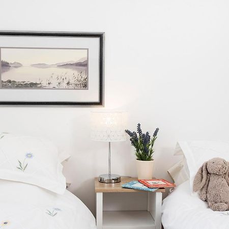 Finest Retreats - Lighthouse Cottage Rampside Eksteriør billede