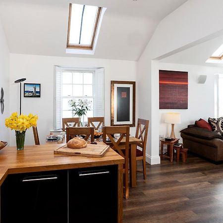 Finest Retreats - Lighthouse Cottage Rampside Eksteriør billede