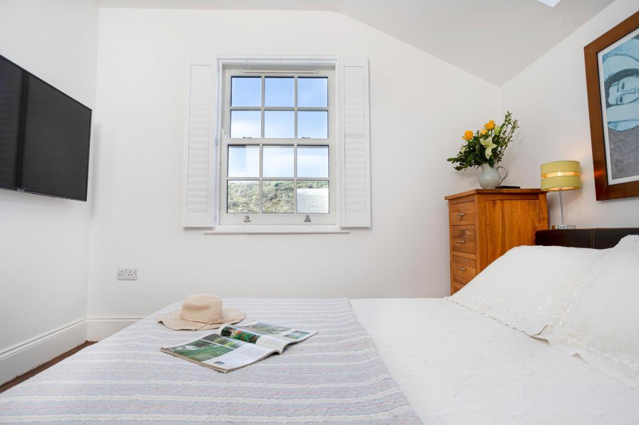 Finest Retreats - Lighthouse Cottage Rampside Eksteriør billede