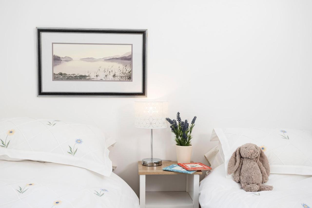 Finest Retreats - Lighthouse Cottage Rampside Eksteriør billede