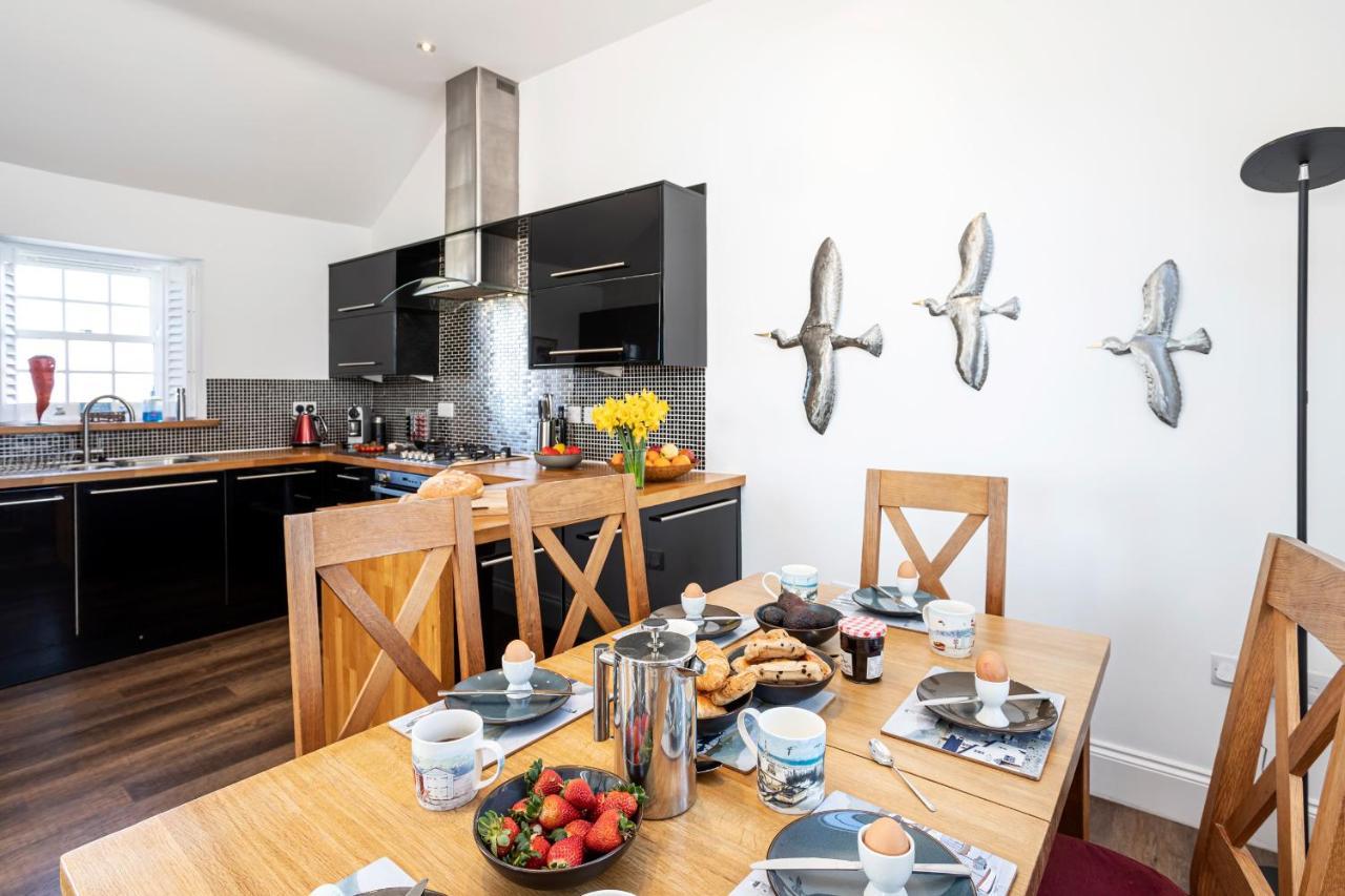 Finest Retreats - Lighthouse Cottage Rampside Eksteriør billede